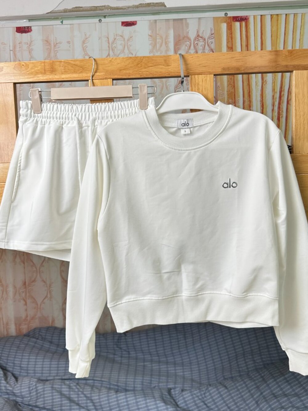 ALO White Long-Sleeve Top and Shorts Set — Size M - Picture 2 of 2